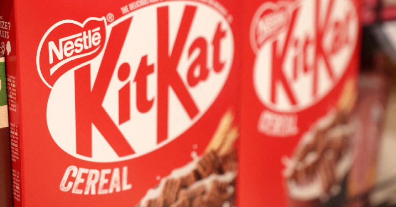 运载 12 吨 KitKat 的卡车在欧洲被盗，车辆和货物仍下落不明雀巢 3 月 28 日表示，一辆运载 12 吨、共 413793 条新款 KitKat 巧克力的卡车，上周从意大利中部出发后在欧洲运输途中被盗