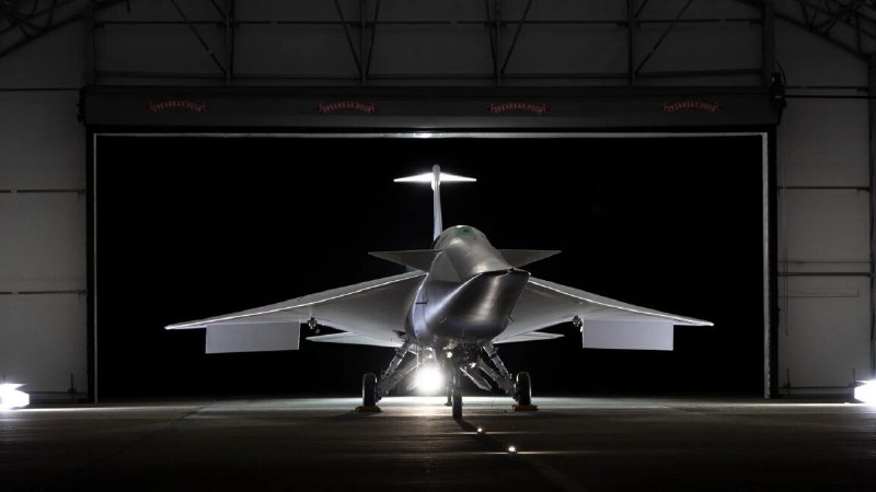 NASA X-59 完成首飞 推进静音超音速客机验证NASA与洛克希德·马丁合作开发的实验机 X-59 QueSST 于 2025 年 10 月 28 日实现首飞