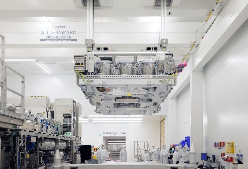 ASML CEO 详述如何支撑 AI 芯片制造需求，称已规划未来 10-15 年技术路线荷兰光刻机巨头 ASML 首席执行官表示，公司已为客户规划好未来 10 至 15 年的技术发展路线，能够满足 Nvidia 等 AI 芯片制造商的增长需求