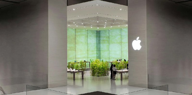  苹果智能手机市场份额超越三星，2025 年占全球 20%市场研究机构 Counterpoint 最新报告显示，苹果在 2025 年末以 20% 的市场份额超越三星，成为全球智能手机市场领导者