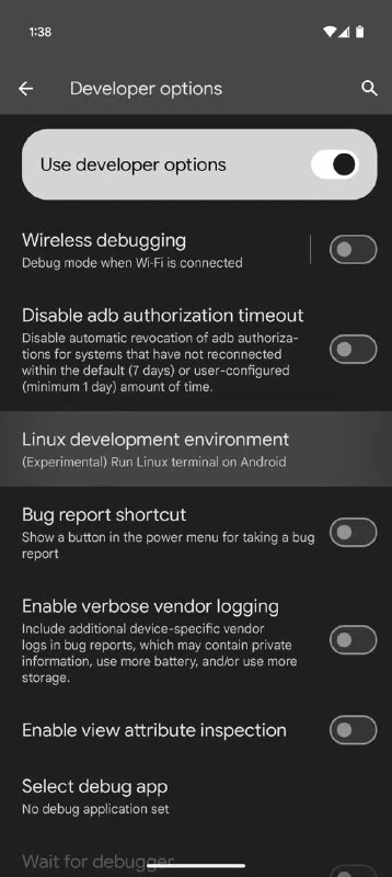 Android原生Linux终端应用正式上线谷歌在最新的更新中推出了原生Linux终端应用，允许用户在Android智能手机上通过虚拟机运行Debian系统