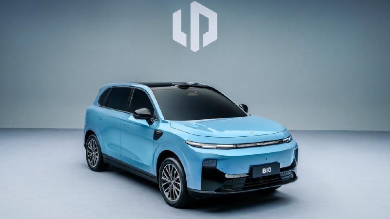 零跑汽车启动“清朗行动”  举报网络黑公关最高奖 500 万元凤凰网科技讯 3 月 2 日，零跑汽车法务部发布共建清朗网络环境倡议书，称即日起正式启动“清朗行动”，面向社会开放网络黑公关举报渠道，并将按线索价值、证据效力及案件处理结果，给予 5 万元至 500 万元人民币奖励