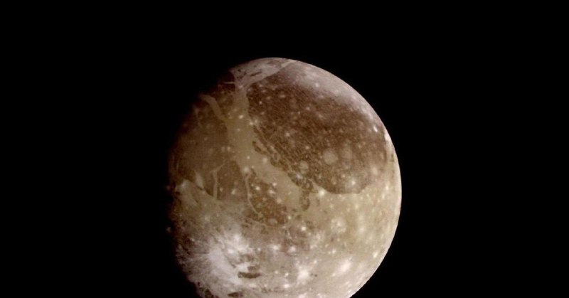 NASA计划探索木星与土星的冰月寻找外星生命NASA正在开发名为“SWIM”的项目，计划使用小型自主机器人探索木星和土星的冰雪覆盖卫星，特别是木卫二（Europa）等卫星下的巨大海洋