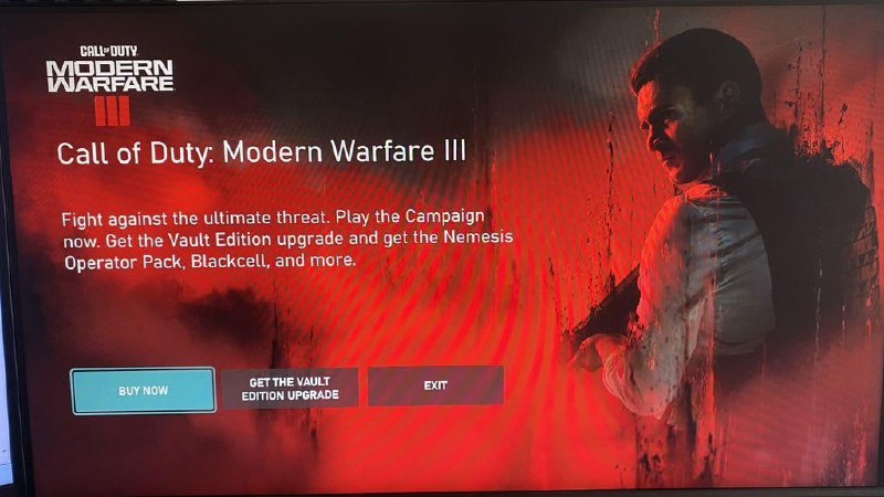 微软激进营销引发玩家不满：Xbox 开机显示《使命召唤：现代战争 3》游戏全屏广告近期根据玩家反馈，在启动 Xbox Series S/X 游戏主机过程中，会跳出《使命召唤：现代战争 3》游戏的全屏广告