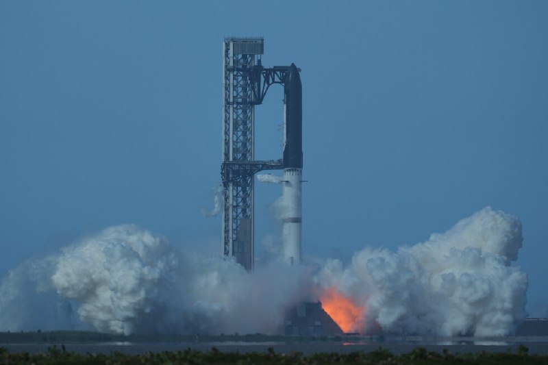 星舰第 13 次试飞最后一刻自动中止 预计下周再试SpaceX 星舰第 13 次飞行测试于当地时间 7 月 16 日在得州星际基地发射前最后一刻自动中止