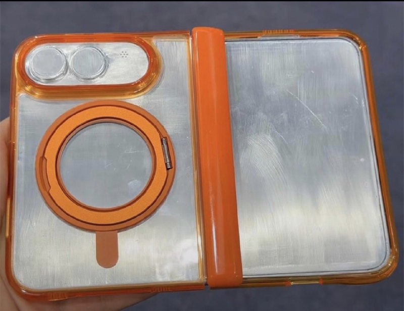 土耳其制造商曝光 iPhone Fold 保护壳模具，显示横置双摄设计一家土耳其制造商近日晒出了苹果首款折叠屏 iPhone Fold 的保护壳模具