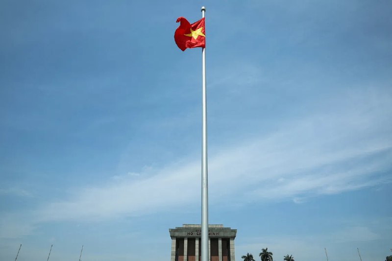 越南修法禁止稀土原矿出口，仅允许政府批准企业开采越南国会通过地质矿物法修正案，将从明年 1 月起禁止稀土原矿出口，并严格控制稀土勘探、开采和加工