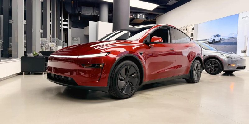 特斯拉新款Model Y在美国推出低息零首付优惠 新款车型需求或现疲软特斯拉宣布在美国市场为新款Model Y推出首个大范围购车优惠——“1.99%年利率或零首付”，等同于对这款本应拉动特斯拉需求的全新车型进行直接折扣