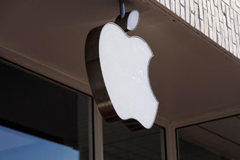  苹果因使用版权书籍训练 Apple Intelligence 被起诉两名神经科学家在加州联邦法院起诉苹果公司，指控其使用数千本受版权保护的书籍来训练 Apple Intelligence 人工智能模型