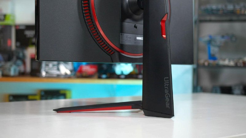LG 和 Alienware 显示器被曝自动安装 Windows 应用，并弹出迈克菲广告部分 LG、戴尔和 Alienware 显示器连接 Windows 电脑后，会通过微软商店及 Windows 更新自动安装配套应用，用户事前未收到明确提示