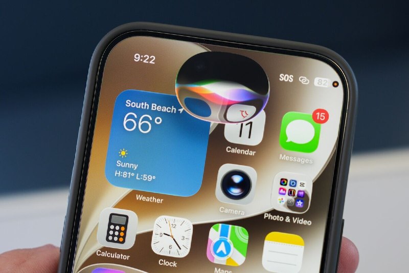 苹果裁员 Siri 与 Vision Pro 团队，影响超 200 人聚焦 AI 与新设备苹果正在 Siri 数字助手和 Vision Pro 头显相关团队裁员，以聚焦新设备与人工智能，共影响 200 多人，其中 Vision Pro 部门约 100 人、Siri 与软件团队约 100 人