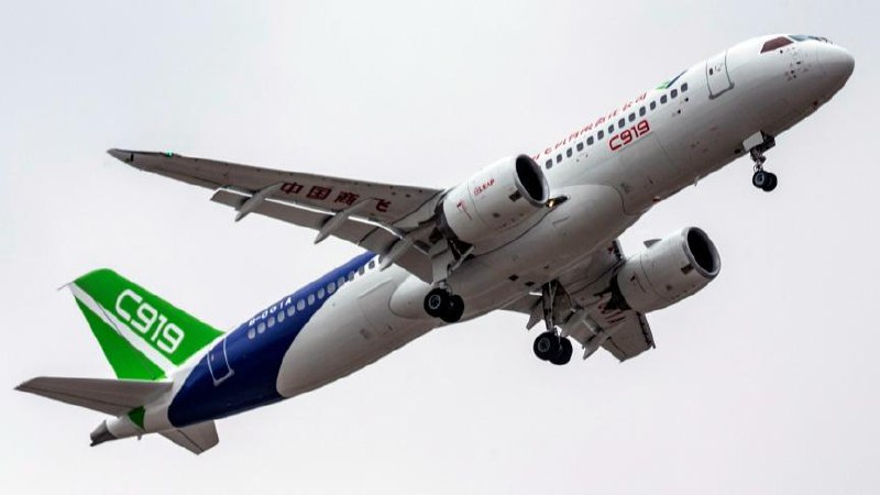 C919商业运营两周年 载客突破200万人次2025年5月28日，C919商业运营两周年