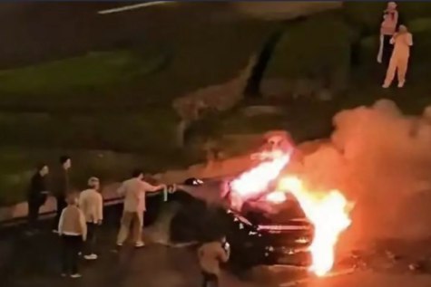 成都小米车主酒驾车辆燃烧事故出鉴定结果 低压系统断电无法打开车门四川西华交通司法鉴定中心近日就 2025 年 10 月成都小米 SU7 碰撞起火事故出具报告，确认驾驶员系因起火导致火烧死亡