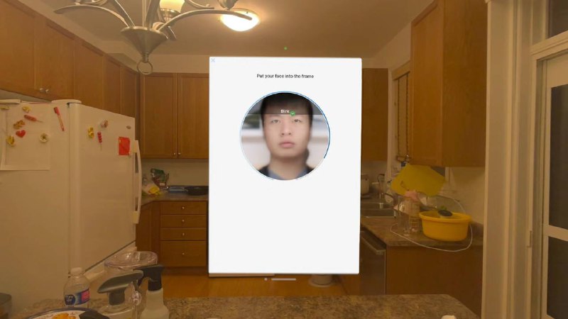 用Vision Pro的Persona虚拟形象刷脸可以骗过支付宝登录时的刷脸验证来源投稿：@TNSubmbot频道：@TestFlightCN用Vision Pro的Persona虚拟形象刷脸可以骗过支付宝登录时的刷脸验证来源投稿：@TNSubmbot频道：@TestFlightCN