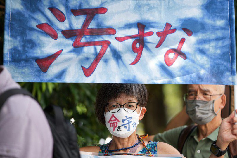 调查：近九成日本人担心 处理水排海有损国家形象日本一项调查显示，针对东京电力福岛第一核电站处理水排放入海一事，有多达88.1%的日本民众担心，这会导致日本在很大或一定程度上“形象受损”