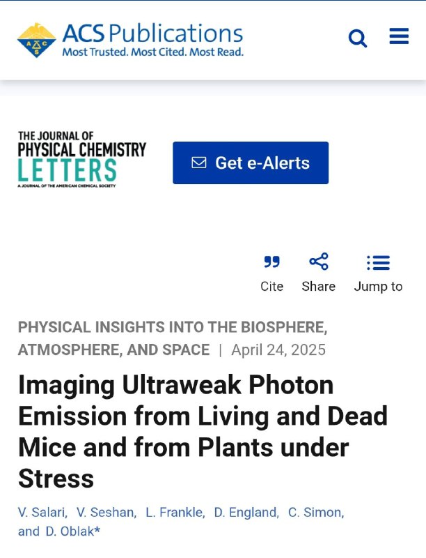 原来我们都会发光？研究揭示活体生物发光现象一项发表在《物理化学快报》（The Journal of Physical Chemistry Letters）上的最新研究显示，活体生物可能持续发出极其微弱的可见光