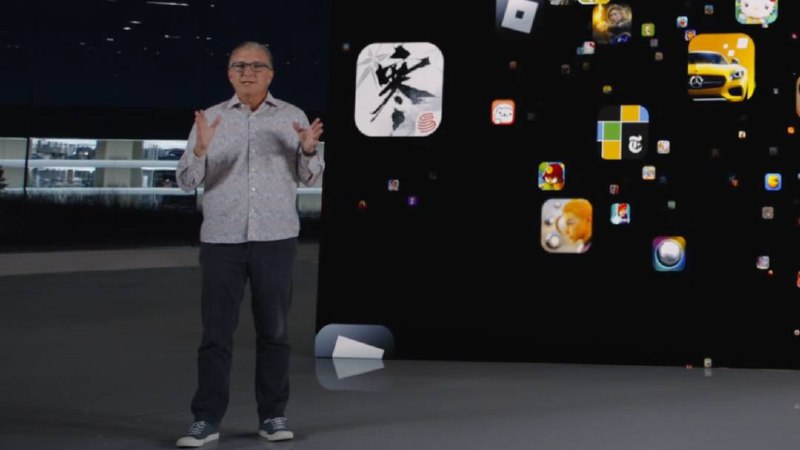 网易《逆水寒》手游宣布率先在苹果 iPhone 15 / Pro 系列手机上支持光追根據了解《逆水寒》手游将成为全球首款在苹果手机上同时支持光线追踪（Ray tracing）和实时全局光照（Global illumination）的 MMO 手游，而且这两项技术将在 iPhone 15 / Pro 系列手机、iPhone 14 Pro 和 Pro Max、iPad Pro M2 芯片版本上首发亮相，目前还在做最后的性能和效果优化工作，预计今年年内就可以体验到