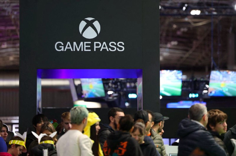 微软计划推出Xbox移动游戏商店据微软公司的Xbox视频游戏部门负责人菲尔·斯宾塞表示，微软正在与合作伙伴进行谈判，以帮助推出一个移动游戏商店，该商店将挑战苹果公司和谷歌在该业务领域的主导地位