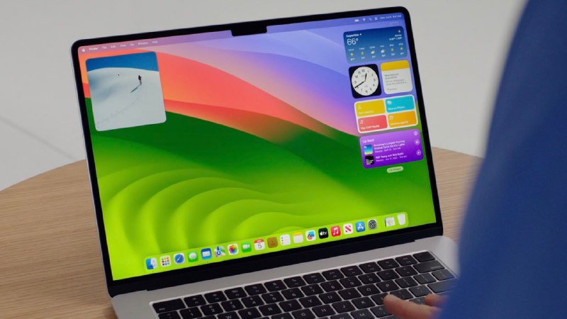 苹果发布 macOS Sonoma 14.4.1 更新 修复了多个困扰用户的严重问题苹果向来对与安全更新相关的bug修复保持缄默，但在经过社区酣畅淋漓地对 macOS 14.4 进行了将近1个月的口诛笔伐后，在今天macOS 14.4.1 的更新说明中，他们表示该更新解决了以下问题：● 连接到外部显示器的 USB 集线器可能无法被识别● 音乐应用程序使用的受版权保护的 Audio Unit 插件可能无法打开或通过验证●包含 Java 的应用程序可能会意外退出这三个漏洞都是自 macOS 14.4 发布以来困扰许多 Mac 用户的严重问题