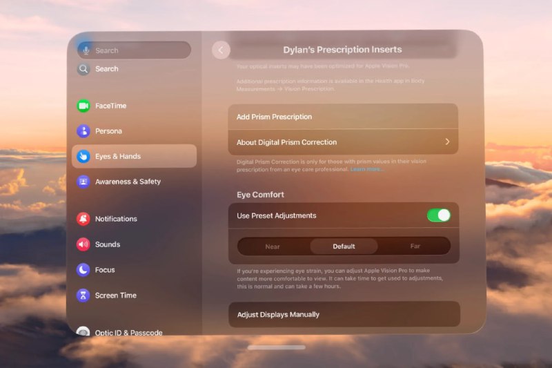 Apple Vision Pro 新增数字棱镜矫正功能苹果在 visionOS 2.6 中为 Vision Pro 新增了数字棱镜矫正功能，解决了此前不支持含棱镜值处方的限制