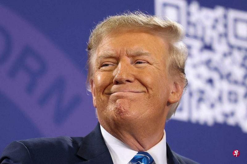 若当选总统 特朗普要封禁TikTok知情人士透露，特朗普如果再度当选美国总统，他将封禁短视频平台TikTok，并将含有中国制造零部件的电动汽车拒之门外