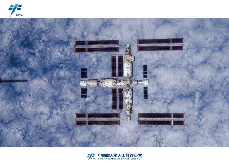 中国空间站全貌高清图像首次公布中国科技网投稿：@TNSubmbot频道：@TestFlightCN中国空间站全貌高清图像首次公布中国科技网投稿：@TNSubmbot频道：@TestFlightCN