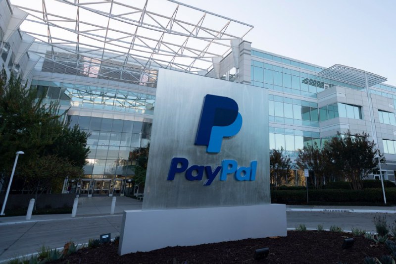 PayPal 面临新的反垄断诉讼，称其不公平地扼杀了与 Stripe、Shopify 等公司的竞争Hagens Berman 律师事务所代表的消费者对 PayPal 提起集体诉讼，指控这家金融科技巨头的反引导规则抑制了与 Stripe 和 Shopify 等低成本支付平台的竞争