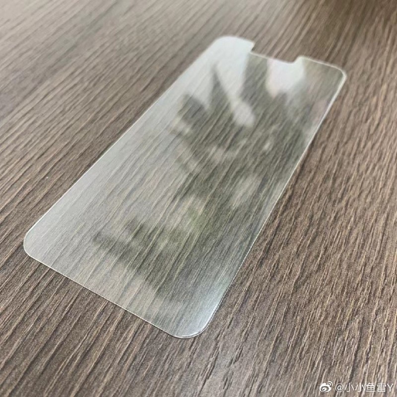 iPhone se3基本确认是长这样了，钢化膜工厂已经出货    （微博图码）iPhone se3基本确认是长这样了，钢化膜工厂已经出货    （微博图码）