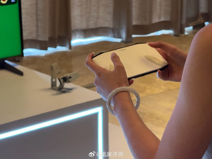  华为启动 Mate TV 先锋体验计划 据信搭载麒麟9020旗舰芯片华为于 8 月 15 日正式启动华为智慧屏 Mate TV 先锋体验计划