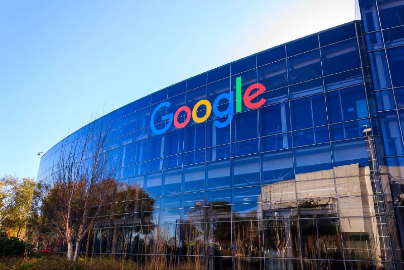 Google反垄断审判正式开庭二十余年来科技业最大反垄断案审判拉开帷幕，谷歌在问世整二十五年之际迎来了创立以来最大法律威胁