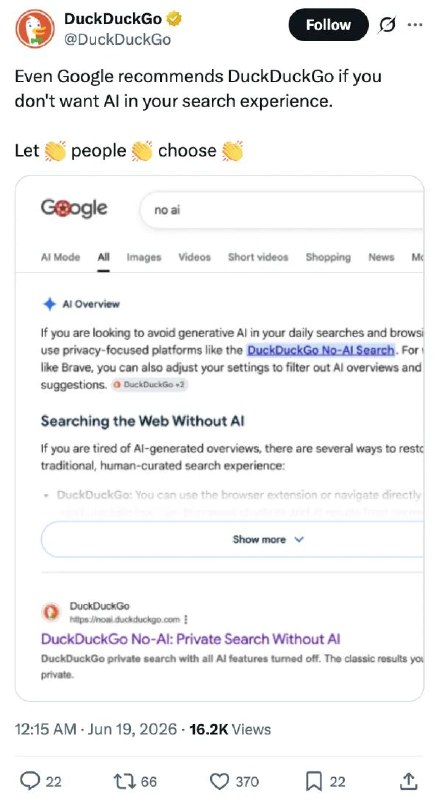 神助攻：谷歌自家 AI 建议用户改用 DuckDuckGo 避开 AI 内容谷歌的 AI 概述（AI Overviews）功能近日出现“神助攻”场面，向厌倦生成式 AI 内容的用户直接推荐其主要隐私竞争对手 DuckDuckGo