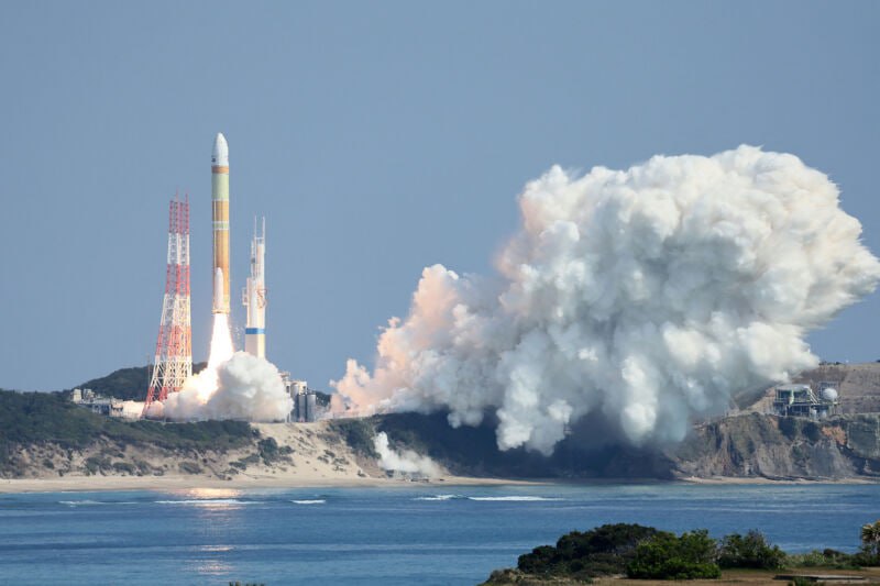 日本正在研究可重复使用火箭，但2030年之前不会飞行日本于 3 月份首次推出了新型旗舰 H3 火箭，结束了长达 10 年、耗资近 15 亿美元的开发工作，以取代已经服役 20 多年的运载火箭