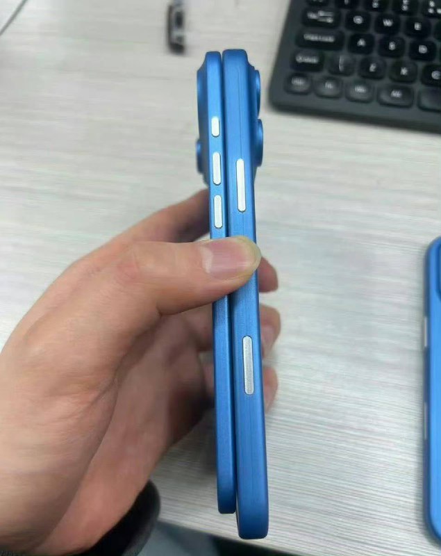 iPhone 17 Air 模型厚度曝光i冰宇宙📮投稿  ☘️频道  🌸聊天