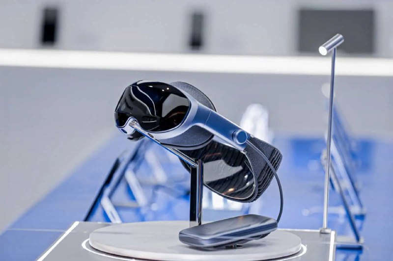 vivo Vision 混合现实头显亮相vivo 在博鳌亚洲论坛上首次展示了其混合现实（MR）头显——Vision