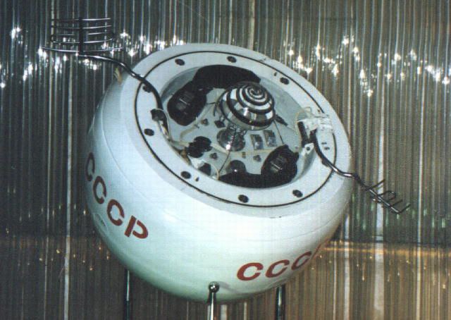 苏联50多年前的金星探测器残骸将坠地球，幸存概率高苏联1972年发射的Kosmos 482金星探测器因火箭故障滞留地球轨道，现将于5月11日左右再入大气层