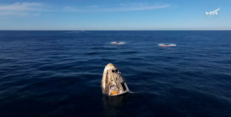 NASA滞留宇航员成功返回地球在经历了286天计划外太空任务后，NASA宇航员布奇·威尔莫尔和苏尼·威廉姆斯于本周二结束创纪录的9个月太空滞留，搭乘SpaceX龙飞船安全降落在墨西哥湾